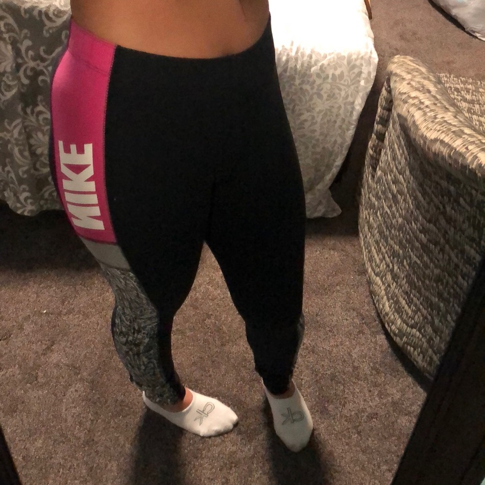 Nike leggings